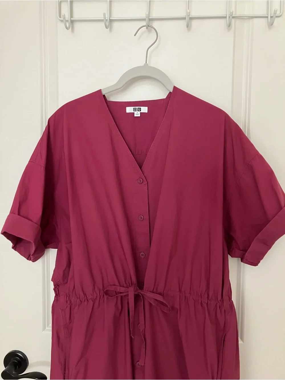 Uniqlo U V-Neck Button-Front Midi Dress in Wine/Maroon